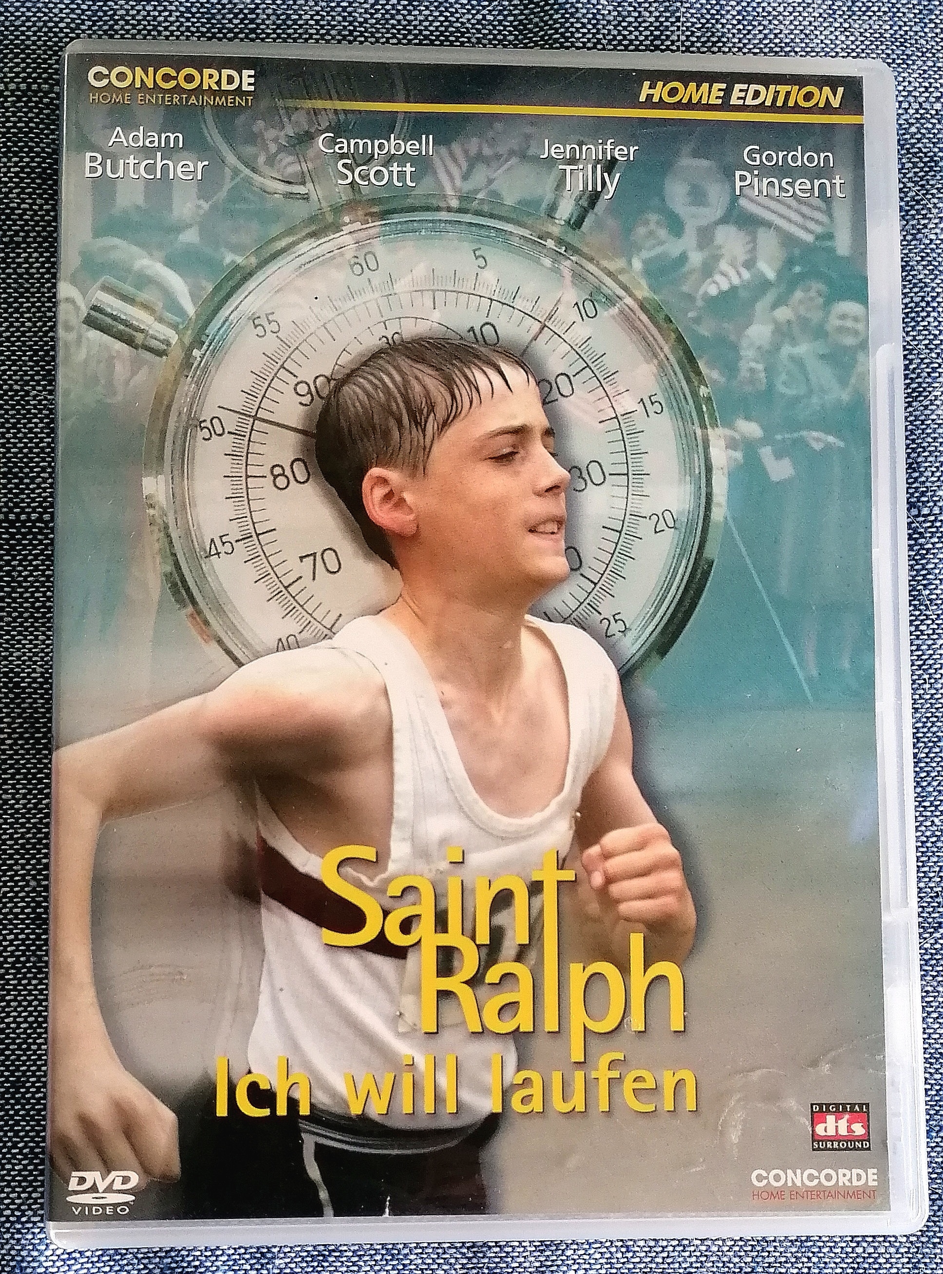 Filmtipp von der Autorin und Langstreckenläuferin Silke Brügel, die mit Run Back Home eine eigene Story über Laufen geschrieben im Buch Dr. Hoffmann erzählt von der Liebe. Saint Ralph Ich will laufen ist ein inspirierender Film für jung und alt mit großartigen Schauspielern der die Autorin Silke Brügel immer wieder von neuem begeistert sowie viele andere auch