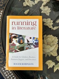 Laufen und Schreiben das passt super zusammen und die Autorin Silke Brügel, die selbst eine Story über Laufen - Run Back Home - geschrieben hat - empfiehlt das Werk running in literature von Roger Robinson - Läufer und Autor